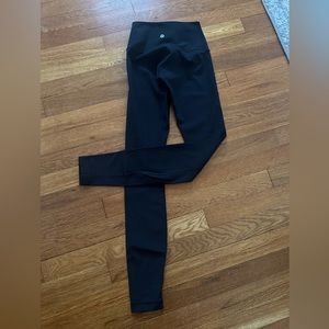 Lululemon Wunder Under leggings